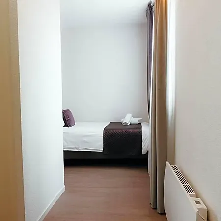 Otel Red Fox 3*