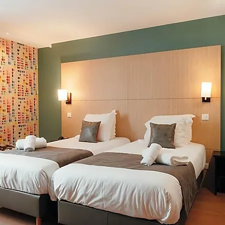 Red Fox Otel 3*